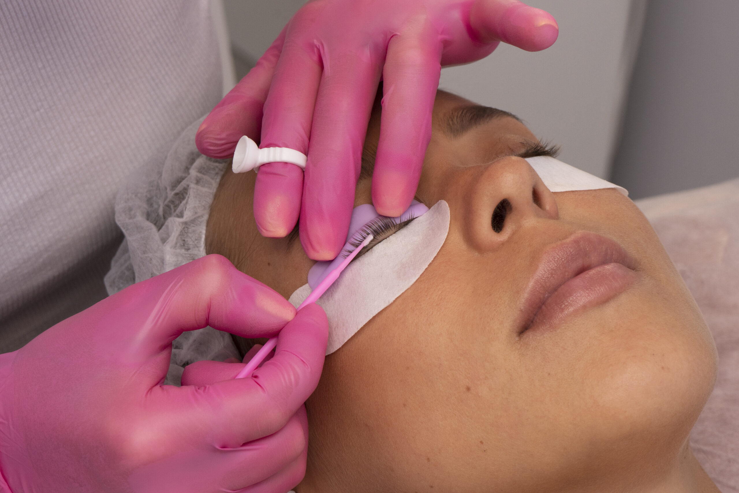 Quais os riscos e possíveis complicações associados à micropigmentação? Avaliando os Riscos de Reações Alérgicas e Infecções.