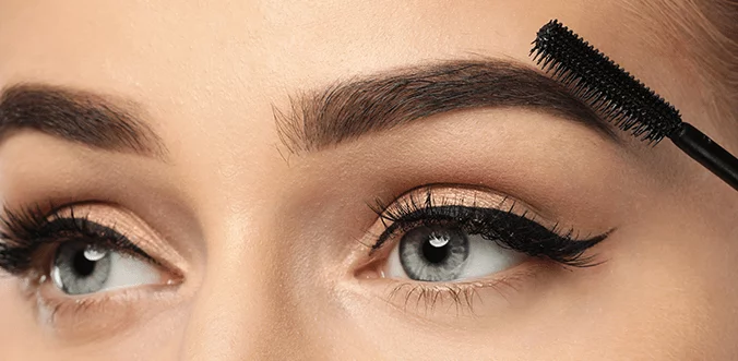 Qual a diferença entre micropigmentação e maquiagem definitiva? Oferecendo soluções semipermanentes para realçar traços faciais